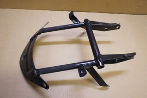 Cuadro carrocería subchasis trasero peugeot speedfight 2 scooter 2007 50cc - Imagen 1 de 8