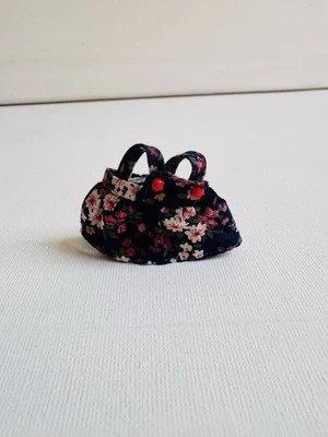 Sylvanian Families Vintage SPARES Girl's Child Dress Outfit Calico Critters - Image 1 of 4