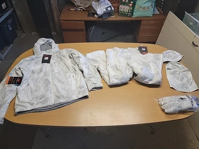 KRYPTEK VELLUS SET WRAITH (LARGE) Jacket-Pants-Gloves-Beanie & Face Mask - Image 1 of 4