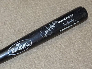 Juan Gonzalez Game Used Signed Bat Texas Rangers Tigers Indians - Picture 1 of 6