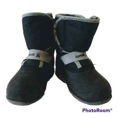 Botas de nieve de invierno Kamik para niños pequeños 9 negras grises Foto 1 de 4