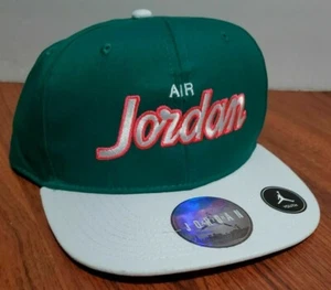 Air Jordan Green Neon Pink Snapback 9A0215-E85 Youth Adjustable Hat New - Picture 1 of 9