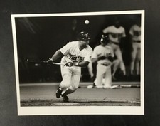 Original 1989 Kirby Puckett Press Photo Vintage Minnesota Twins MLB Baseball VTG