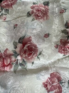2yds FLORAL On Cream Silky Fabric Crafts Sewing Nightie/lingerie Material - Picture 1 of 4