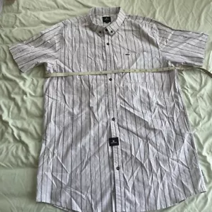 Mens RIP CURL XXL Short Sleeve button-up shirt LIGHT BEIGE, PINSTRIPES - Picture 1 of 5
