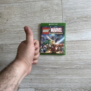 Lego: Marvel Super Heroes - Microsoft Xbox One EUC FREE SHIPPING - Picture 1 of 4