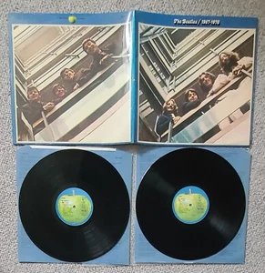 THE BEATLES-BLUE 1967-70-ORIGINAL UK ISSUE 2xLP SET ON APPLE RECORDS-1973-G.COND - Foto 1 di 5