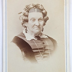 CDV Photo Woman Floral Bonnet Jewelry Buttons Allen Boston Massachusetts - Picture 1 of 4