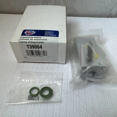 Válvula de expansión de aire acondicionado T39064 Chrysler Dodge Caravan Pacifica 2001-2005 Foto 1 de 4
