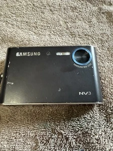 Samsung Digital Camera NV3 7.2MP - Black - Picture 1 of 5