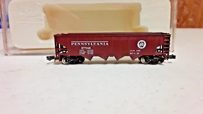 Con-Cor N Gauge Pennsylvania 4 Bay Hopper PRR Car # 677046 (AA-302 - Image 1 of 4