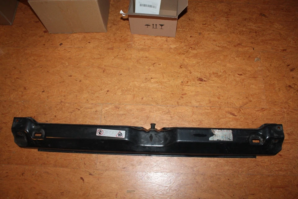 T4 Schloßträger - aus T4 Baujahr 2000 TDI 102 PS - Schlüssel-Nr. 0603 442 - Bild 1 von 1