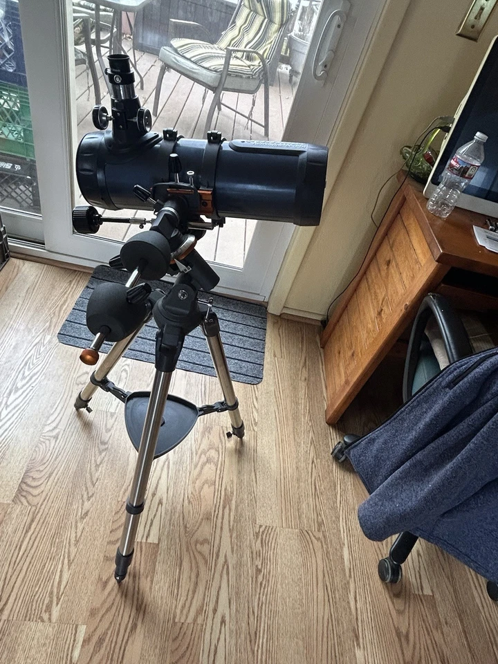 Celestron AstroMaster 114 EQ Telescope w/Tripod & 10MM Lens EUC Model 31042 Used - Image 1 of 4