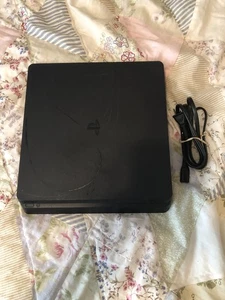 PlayStation 4 Slim 1TB Console - Model - CUH-2215B - Firmware 10.50 - Picture 1 of 2
