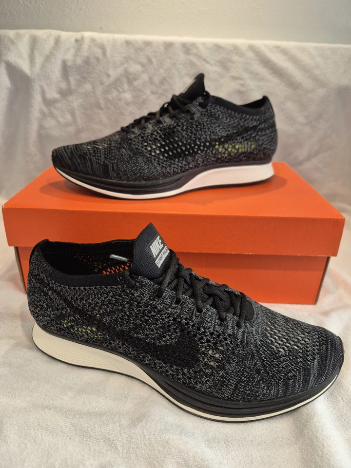 NIKE FLYKNIT RACER MEN'S SIZE 9 BRAND NEW IN OG BOX - Image 1 of 4