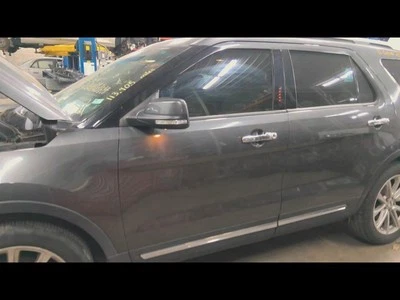 (LOCAL PICKUP ONLY) Driver Left Front Door Limited Fits 16-17 EXPLORER 695901 - Imagem 1 de 4