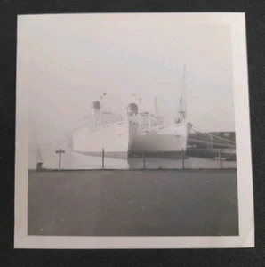 1966 Southampton Docks Strike Steam Ships Layed Up Small Photo - Picture 1 of 2