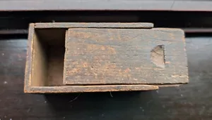 Vintage Antique Mini Primitive Wooden Dovetail Box Slide Lid Original Surface - Picture 1 of 8