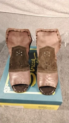 Sbicca Western Peep Toe Heels Size 6 Brown Suede Leather Studded Boho Sandal Nib - Image 1 of 4
