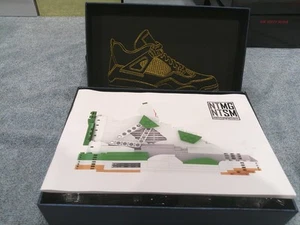 Netmagnetism Series 7 AIr Jordan 4 Pine Green KickBrick Building Set - Bild 1 von 2