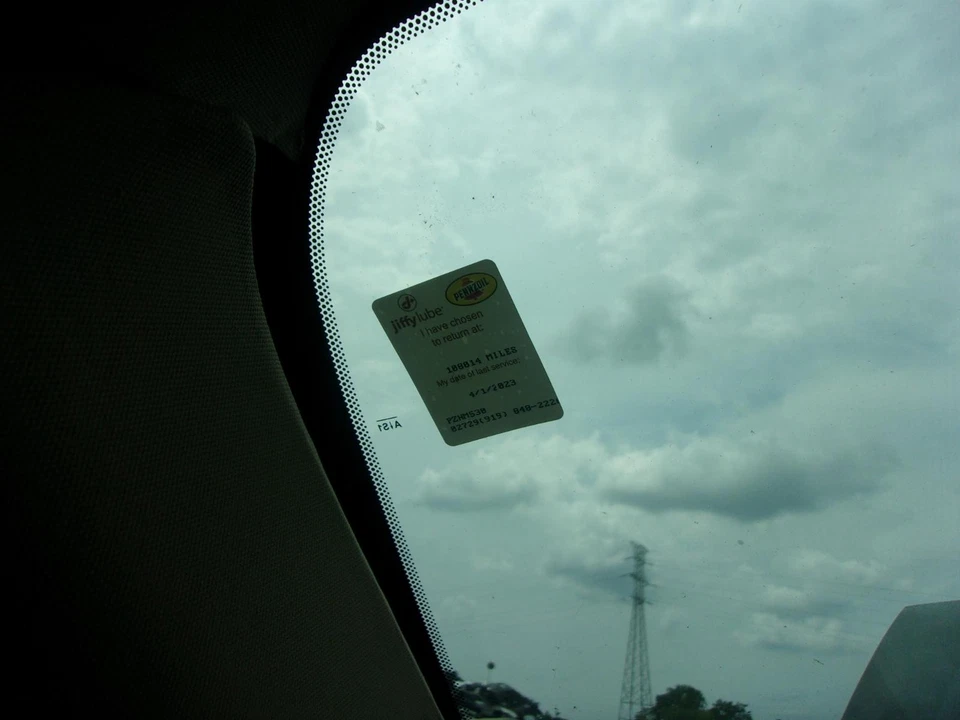 Used Fuel Pump fits: 2012 Cadillac Escalade esv Pump Assembly Grade A - Image 1 of 4