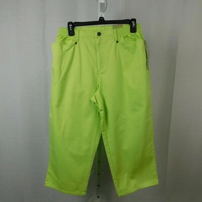 Blassport Women's Elastic-Waist Straight-Leg Capri Pants - 8 Average, Lime #785 - Image 1 of 4