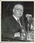 1949 Press Photo Herbert Hoover appeared at House Armed Services in Washington.