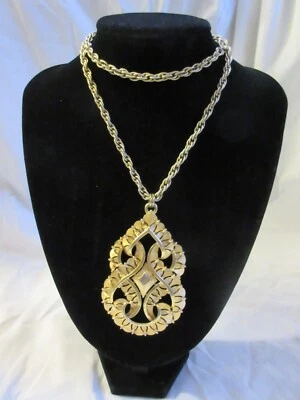 Винтажный Trifari большой декоративный заявление золотистый подвеска ожерелье с подписью - Изображение 1 из 4