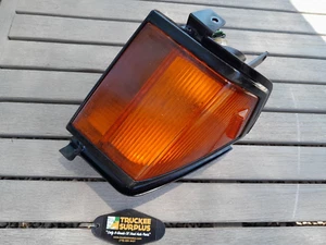 1982-1983 Toyota Celica A60 OE DRIVER LH Corner Light - Bild 1 von 9