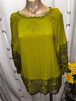 Top túnica Colleen Lopez verde con ribete de encaje talla S túnica de encaje verde Foto 1 de 4