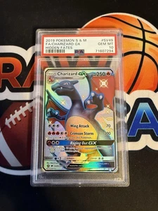 2019 POKEMON SUN & MOON HIDDEN FATES #SV49 FULL ART/CHARIZARD GX PSA 10 - Picture 1 of 3