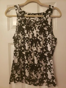 Womans Halogen Black And White Floral Silk Blend Sleeveless Blouse Size Small - Picture 1 of 4