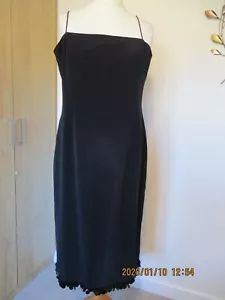 Fabulous black party dress with sequins from Jasper Conran Size 18 BNWT £150rrp - Picture 1 of 8