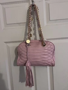 Cartera Paola By Pdl Firenze Rosa Cuero Acolchado Tono Oro Moneda Dijes ¡Rara! - Imagen 1 de 12