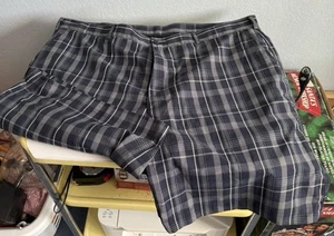 Champions Tour Shorts Mens 42 Black Plaid Performance Golf Active wear Casual - Picture 1 of 2