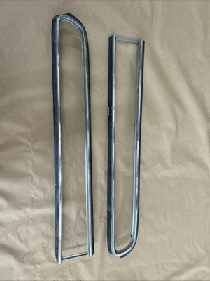 Dodge Challenger 1970 luz trasera biseles cromados Foto 1 de 4