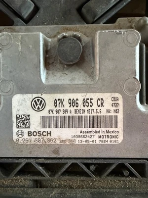 Módulo de control del motor OEM 11-14 VW Volkswagen Passat 2,5 L Ecm Ecu 07K906055CR Foto 1 de 3