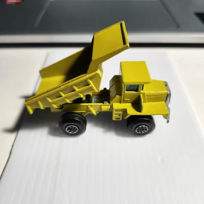 1970 Matchbox Mack Dump Truck No. 28 Olive Pea Green Vintage England No Box - Image 1 of 4