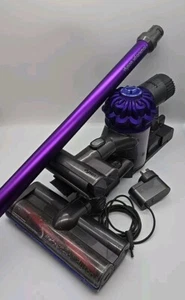 DYSON V6 ANIMAL - PURPLE - CORDLESS VACUUM CLEANER - Picture 1 of 15
