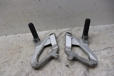 1993 - 1998 铃木 Gsxr1100 后背乘客脚钉套装一对 — 第 1/4 张图片