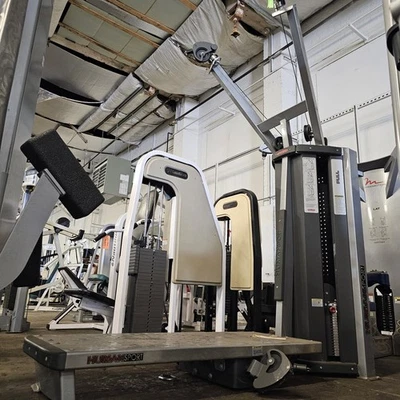 STAR TRAC DEPORTE HUMANO - LEVANTAMIENTO / TRACCIÓN Entrenador de fuerza + Envío GRATIS A EE. UU. + Foto 1 de 4