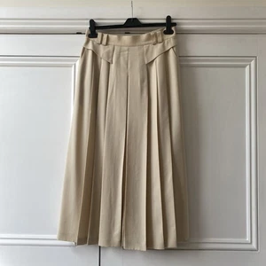 Basler Skirt Cream Pure Wool Belt Hooks Lined Zip Button Pleats Size 14/42 VGC - Picture 1 of 14