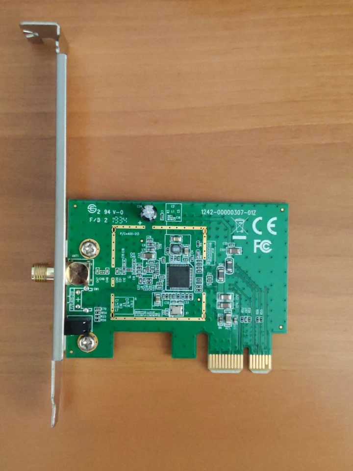 modulo connessione wi-fi ASUS pci per scheda madre no antenna - Immagine 1 di 1