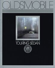 1987/1988 Oldsmobile BERLINE TOURING brochure/catalogue : édition limitée : NEUF !