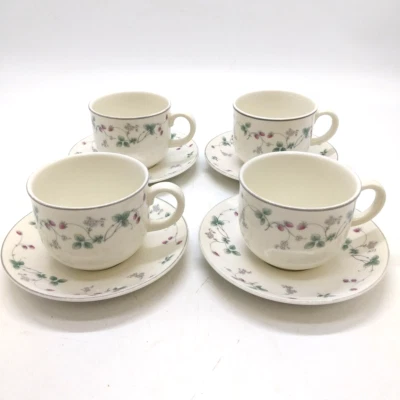 Taza de té y platillos X4 Royal Doulton Expressions “Strawberry Fayre”, China inglesa Foto 1 de 4