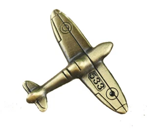 Spitfire Flugzeug Geschenk Krawatte Revers Pin Abzeichen Brosche antik bronze Farbe - Bild 1 von 7
