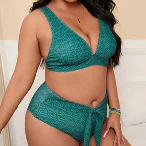 Printed Deep V Plus Size Swimsuit Set - Picture 1 of 1