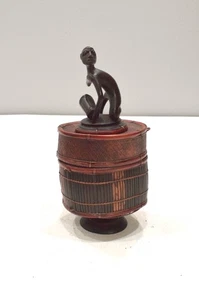 Basket Indonesian Palm Leaf Container Animal Wood Carving Top - Picture 1 of 6