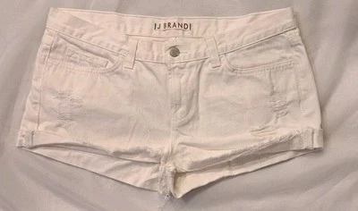 Pantalones cortos de mezclilla blancos marca J talla 31  Foto 1 de 4