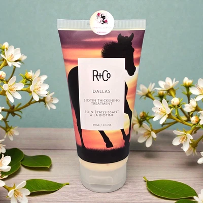Tratamiento espesante de biotina R+Co Dallas 3 fl oz/89 ml tamaño de viaje sellado Foto 1 de 4